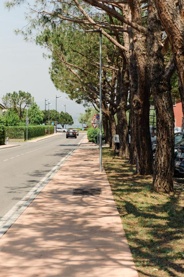 Appartamento Afrodite Desenzano del Garda Extérieur photo