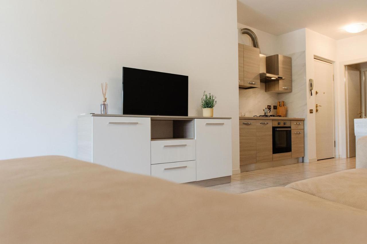 Appartamento Afrodite Desenzano del Garda Extérieur photo